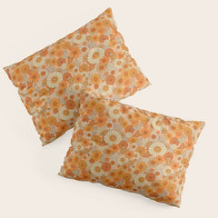 70s retro vintage daisies, flowers, orange, peach Pillow Sham
