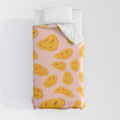 70s retro yellow smile face illustration Duvet Cover