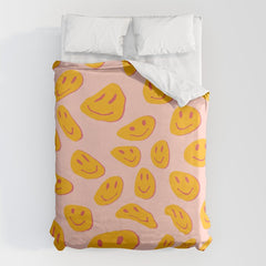70s retro yellow smile face illustration Duvet Cover