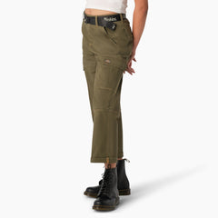 Women's Relaxed Fit Contrast Stitch Cropped Cargo Pants