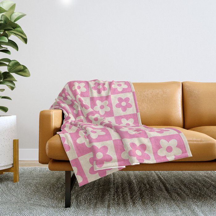90s checkers flowers cream and pink Throw Blanket