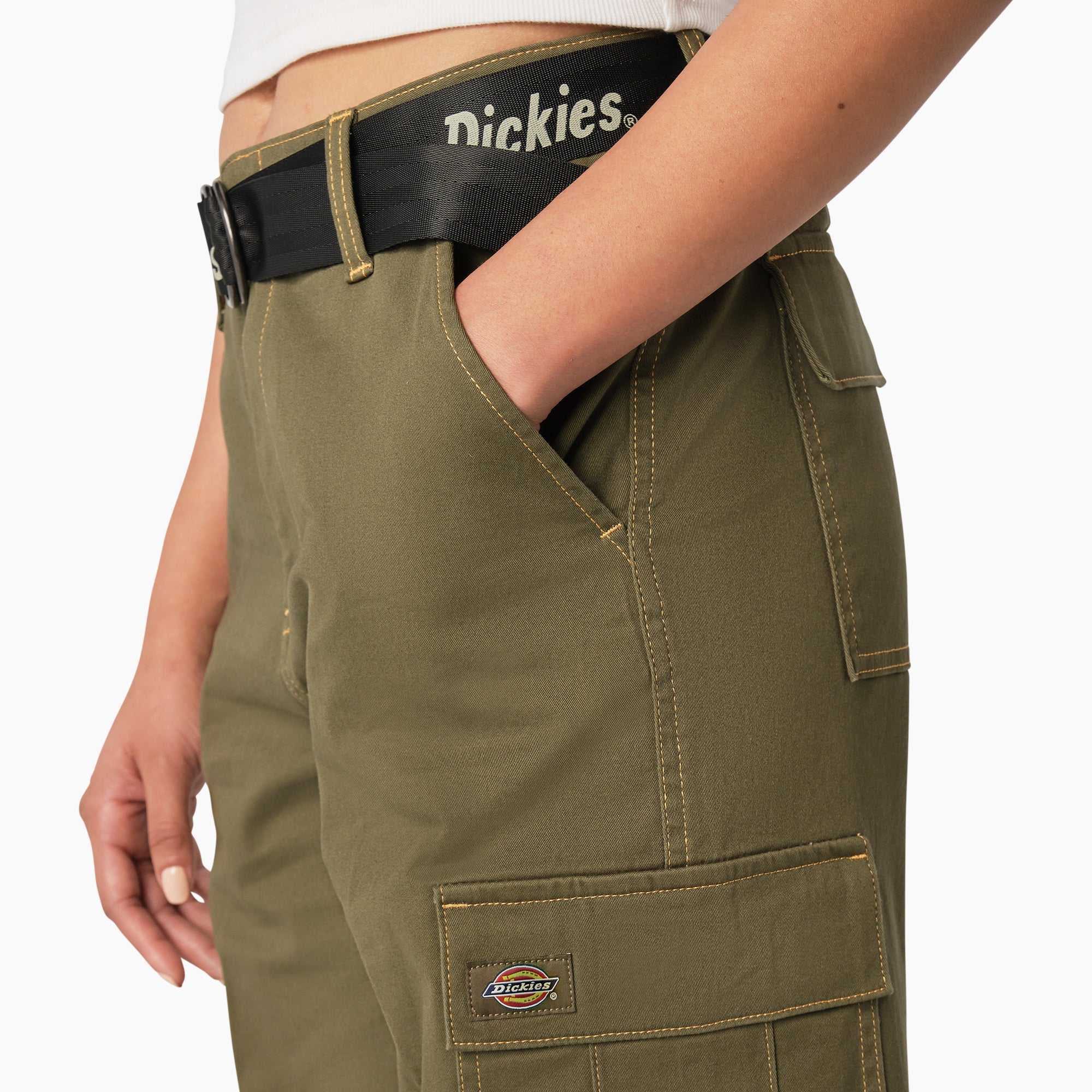 Women's Relaxed Fit Contrast Stitch Cropped Cargo Pants