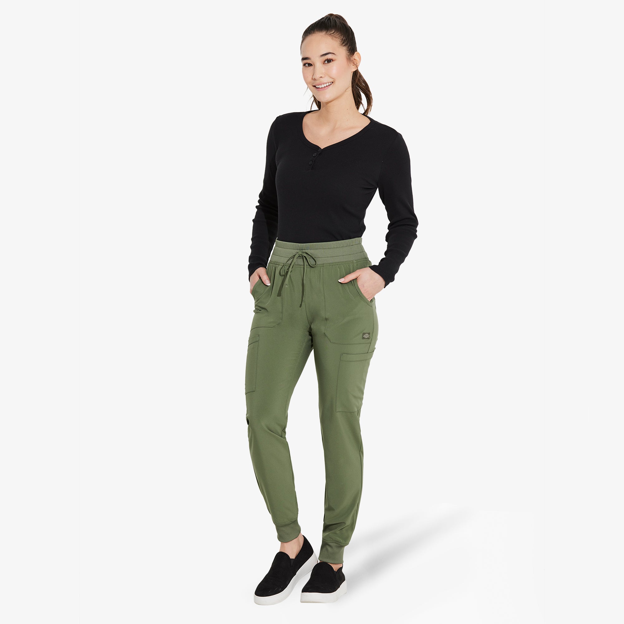 Women's EDS Essentials Jogger Scrub Pants