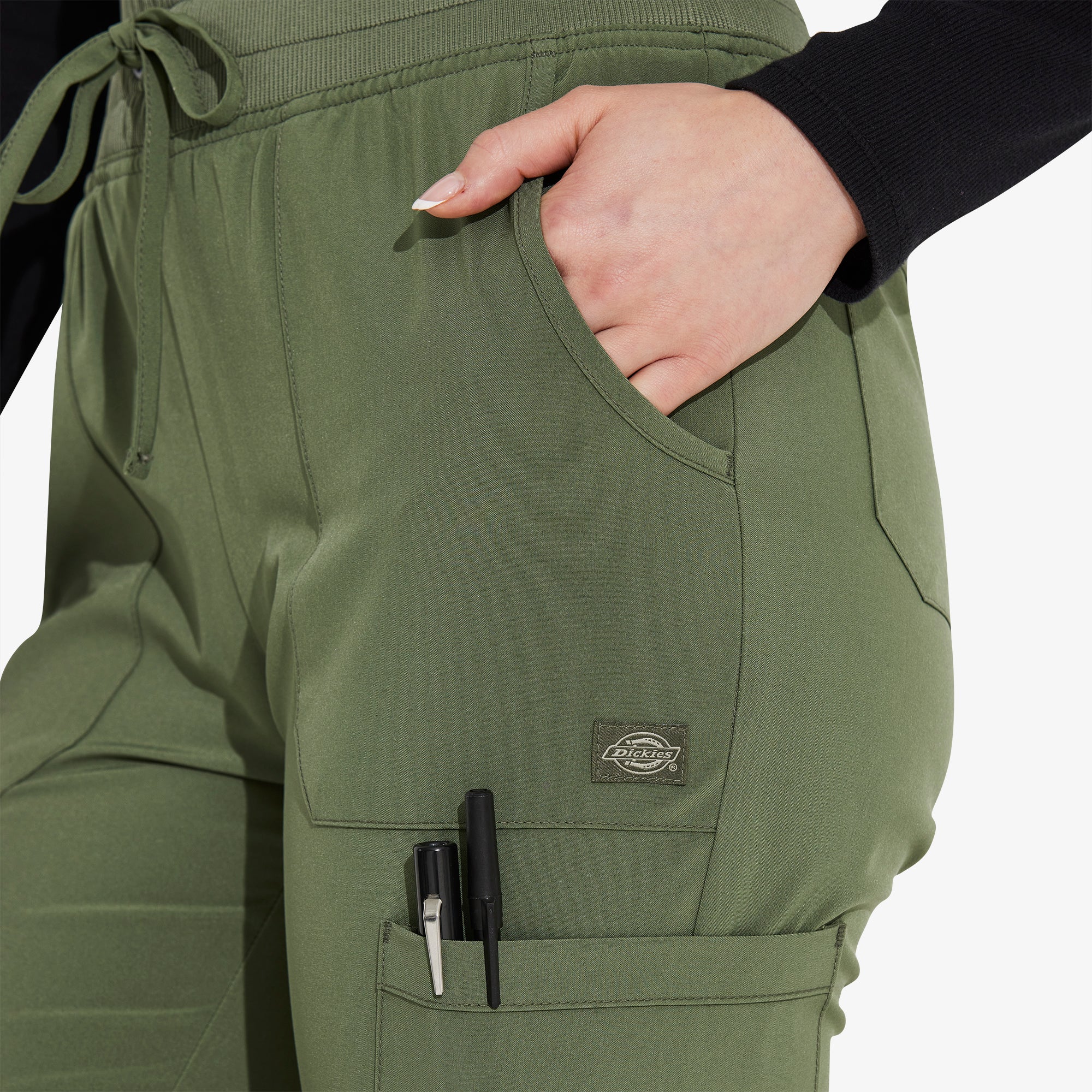 Women's EDS Essentials Jogger Scrub Pants