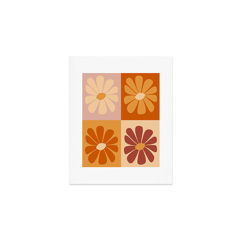 70's Daisy Bloom  Art Print